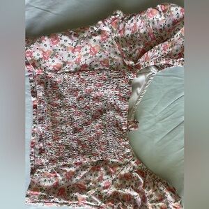 HOLLISTER cropped floral top